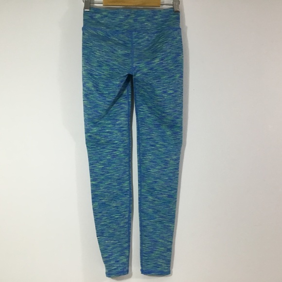 Lilly Pulitzer Luxletic Ankle- Length Legging - Picture 2 of 7